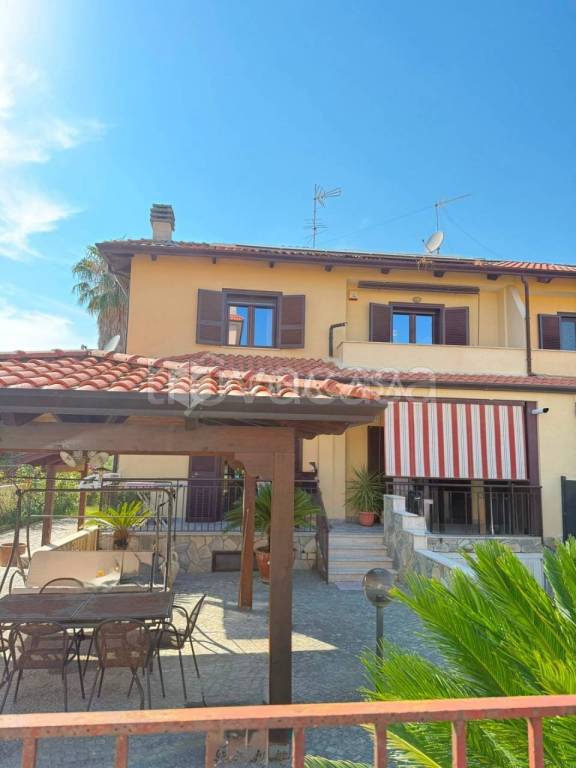 casa indipendente in vendita a Giugliano in Campania in zona Massariola / Amodio