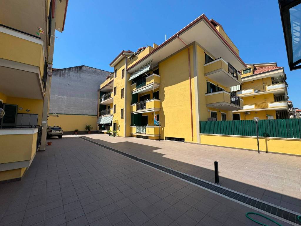 appartamento in vendita a Giugliano in Campania
