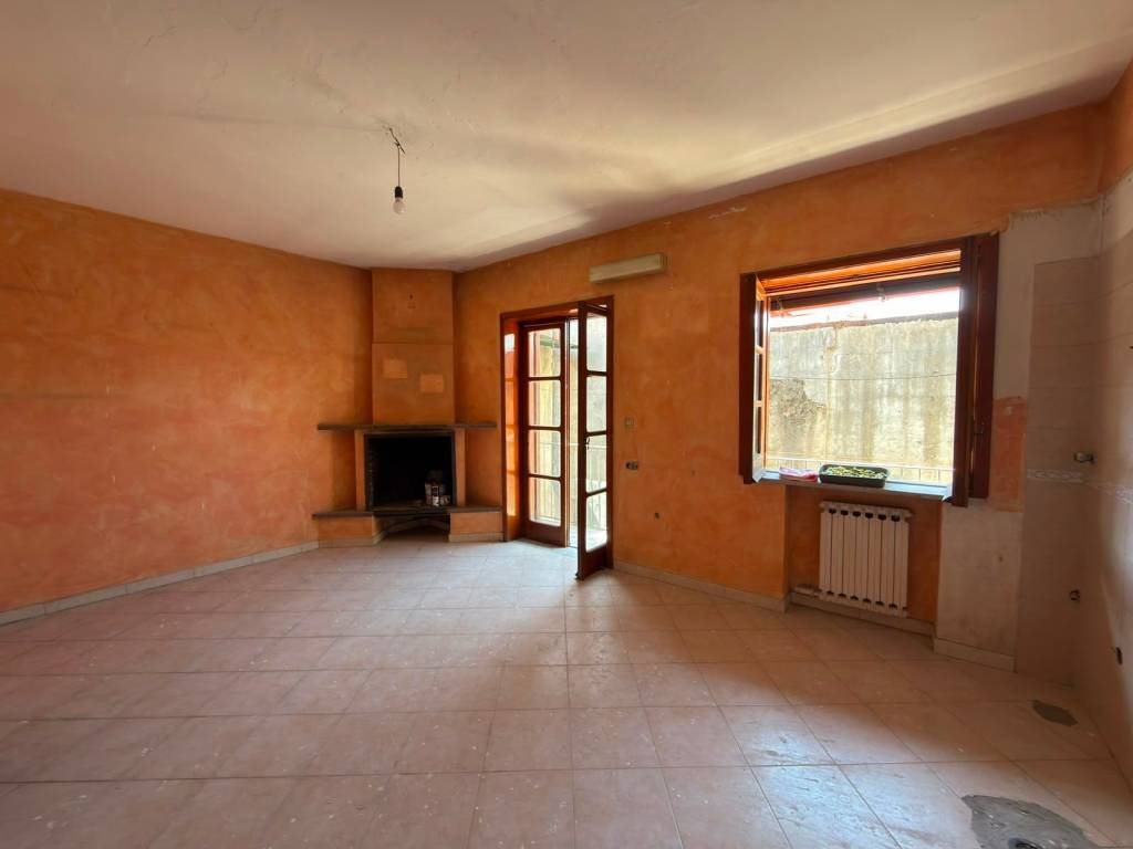 appartamento in vendita a Giugliano in Campania
