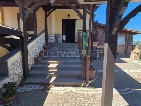 casa indipendente in vendita a Giugliano in Campania in zona Licola