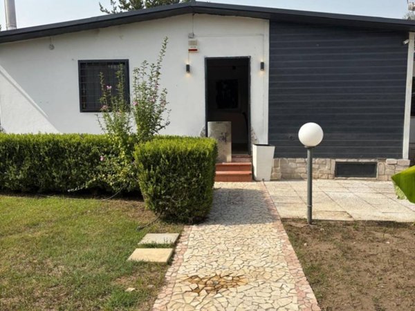 casa indipendente in vendita a Giugliano in Campania in zona Massariola / Amodio