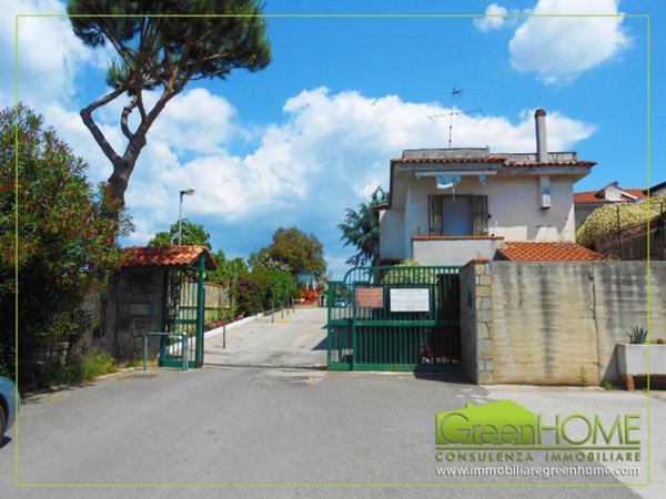 appartamento in vendita a Giugliano in Campania in zona Varcaturo