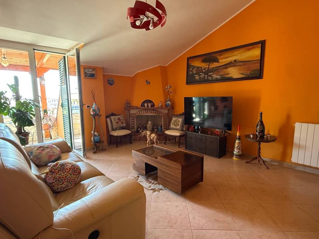 appartamento in vendita a Giugliano in Campania