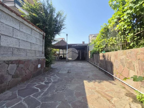 casa indipendente in vendita a Giugliano in Campania