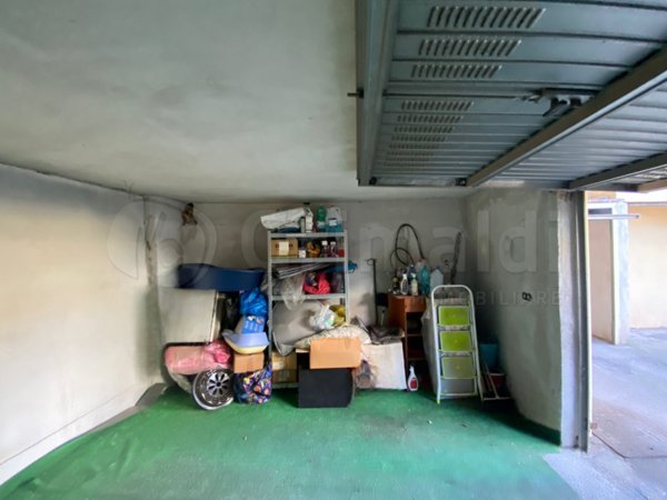 box auto in vendita a Giugliano in Campania