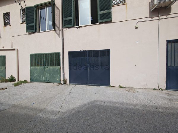 box auto in vendita a Giugliano in Campania in zona Varcaturo