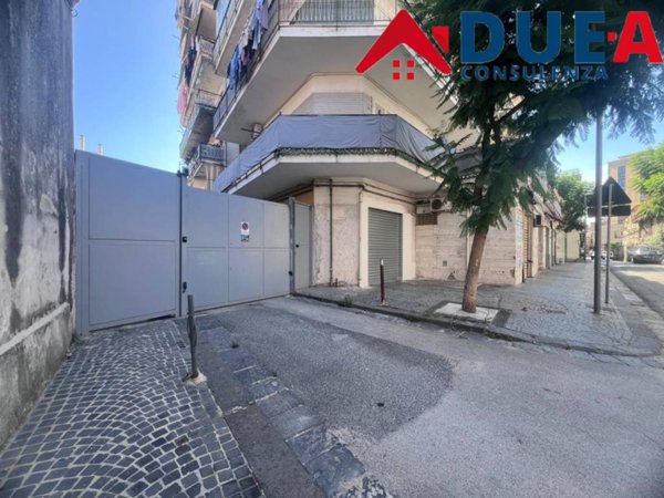 box auto in vendita a Giugliano in Campania