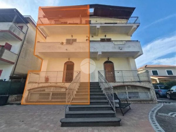 casa indipendente in vendita a Giugliano in Campania