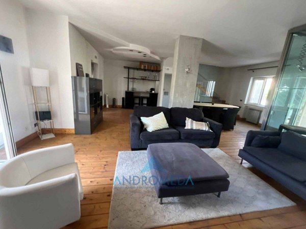 casa indipendente in vendita a Giugliano in Campania