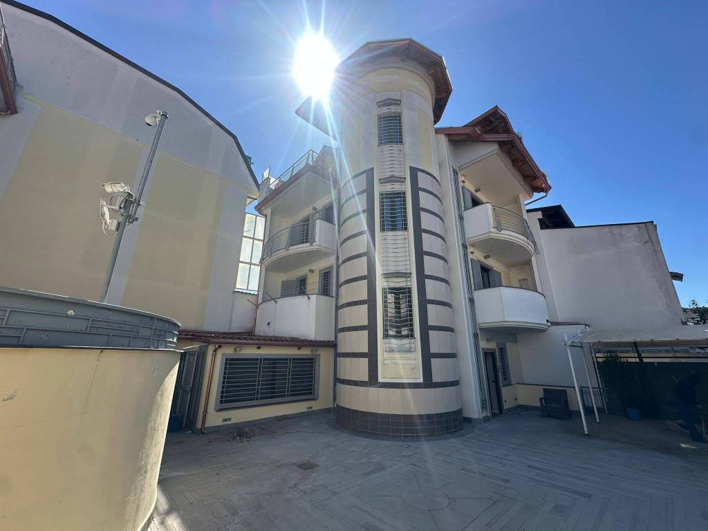 casa indipendente in vendita a Giugliano in Campania