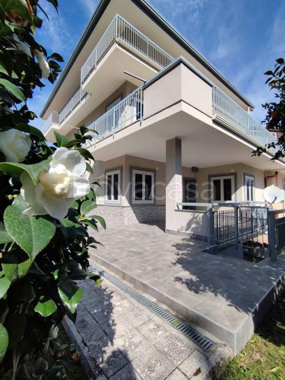 casa indipendente in vendita a Gragnano