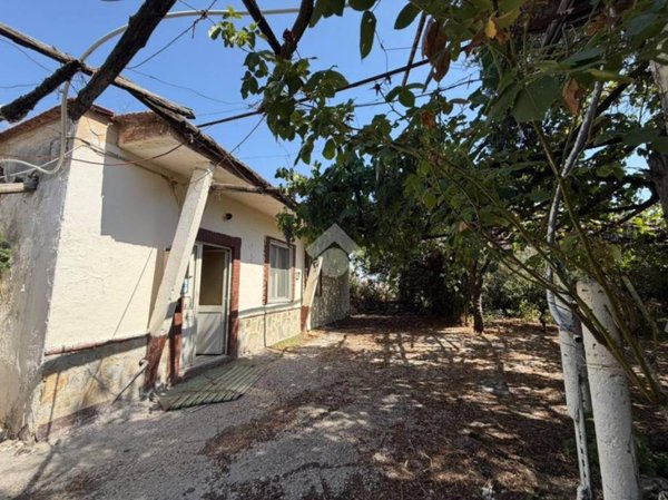 casa indipendente in vendita a Gragnano