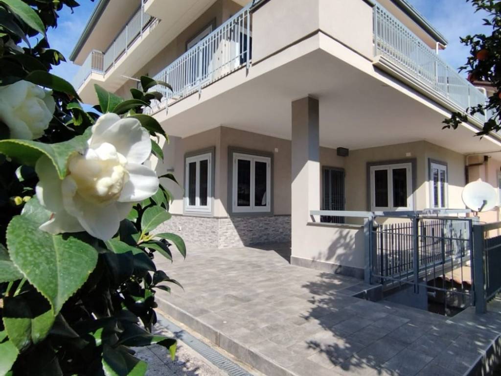 casa indipendente in vendita a Gragnano
