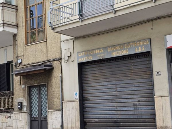 negozio in vendita a Grumo Nevano