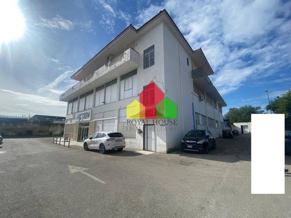 negozio in vendita a Grumo Nevano