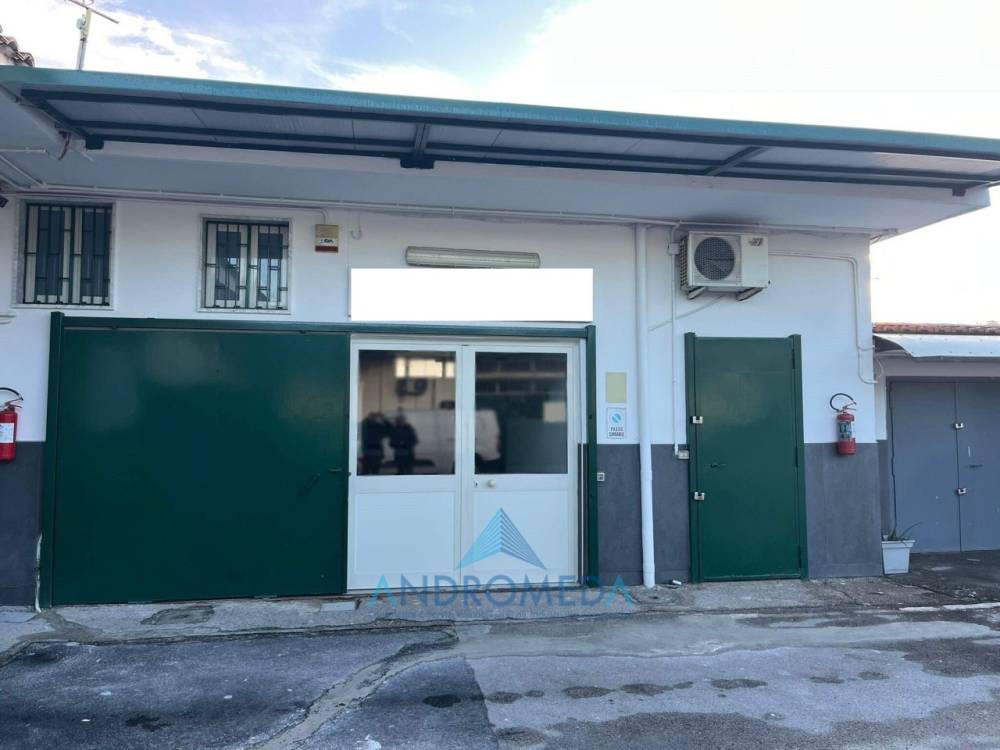 ufficio in vendita a Grumo Nevano
