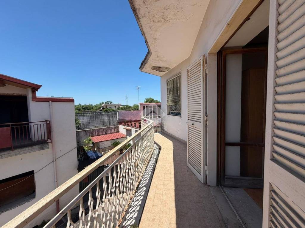 intera palazzina in vendita a Grumo Nevano