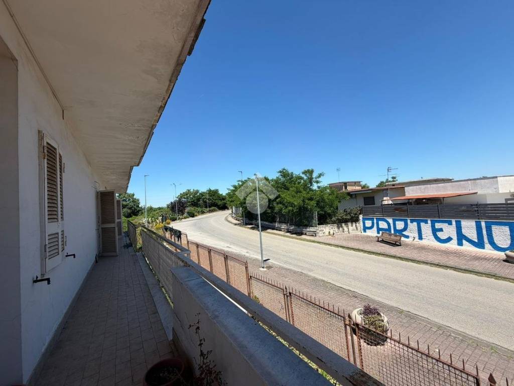 intera palazzina in vendita a Grumo Nevano