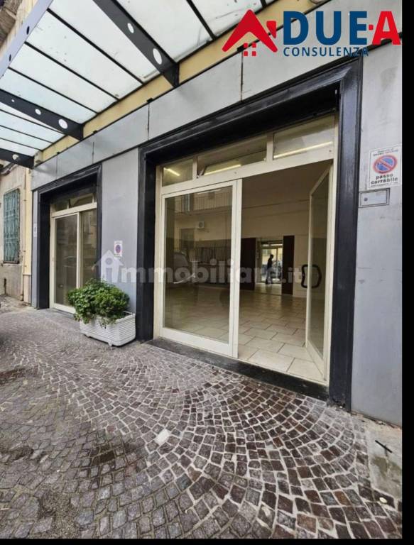 locale commerciale in vendita a Grumo Nevano