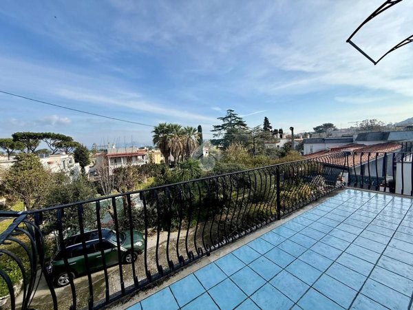 appartamento in vendita ad Ischia