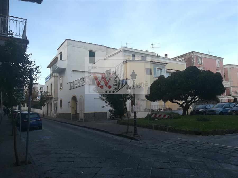 appartamento in vendita ad Ischia