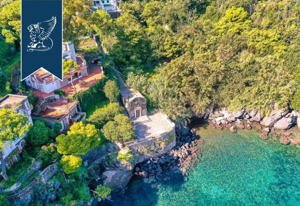 casa indipendente in vendita ad Ischia