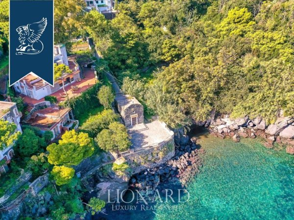 casa indipendente in vendita ad Ischia