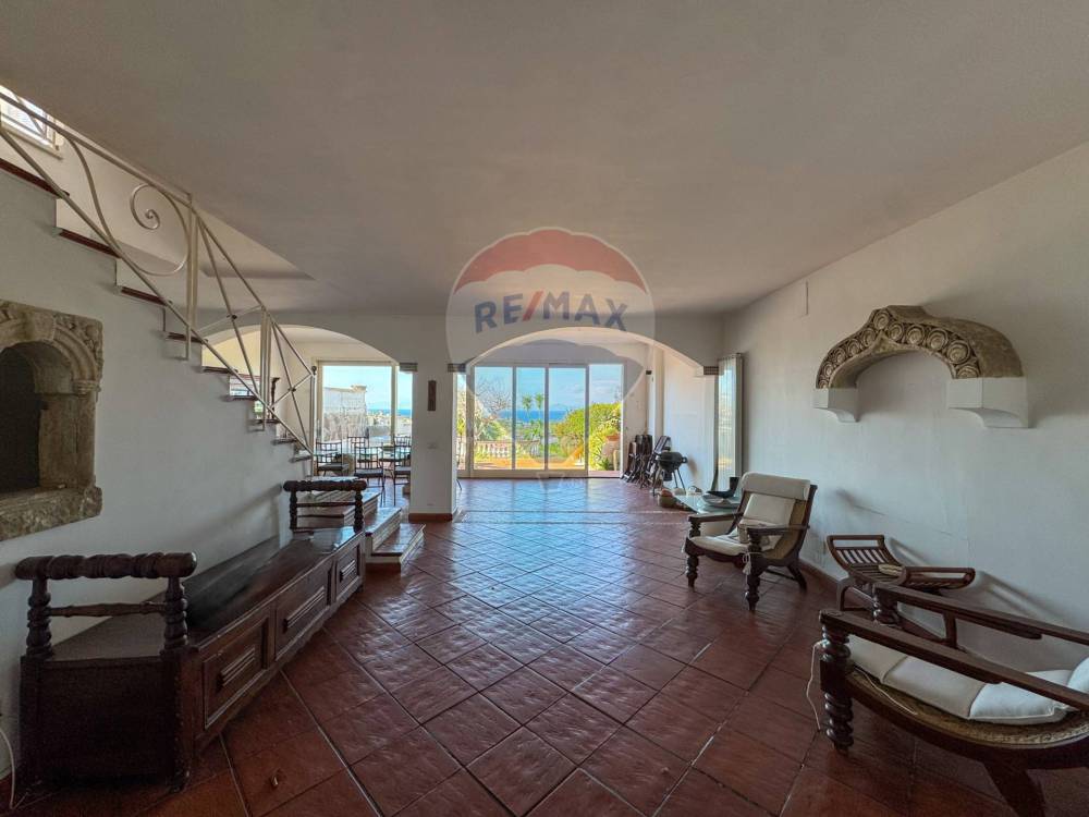 casa indipendente in vendita ad Ischia
