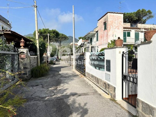 appartamento in vendita ad Ischia