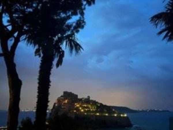casa indipendente in vendita ad Ischia