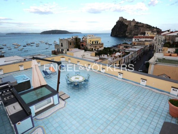 appartamento in vendita ad Ischia
