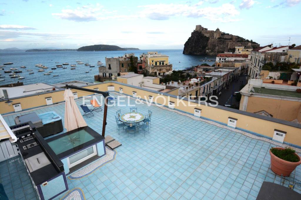 appartamento in vendita ad Ischia