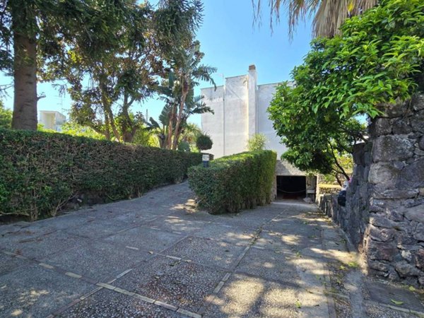 casa indipendente in vendita ad Ischia