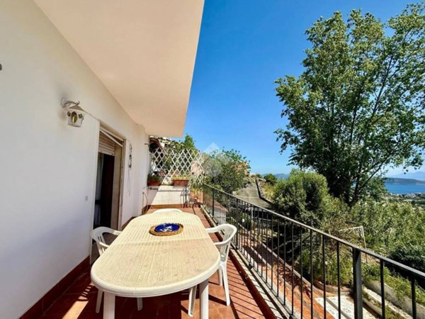 appartamento in vendita ad Ischia