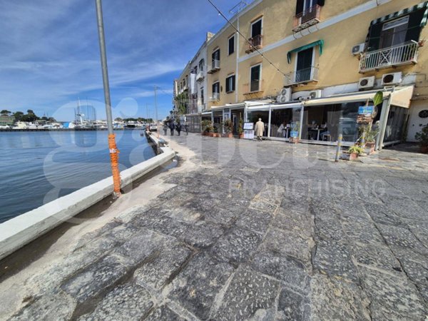 appartamento in vendita ad Ischia