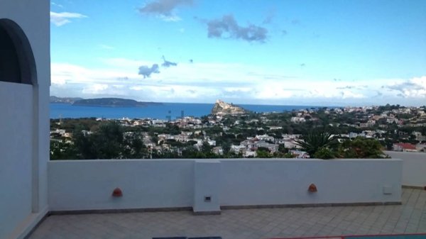 appartamento in vendita ad Ischia
