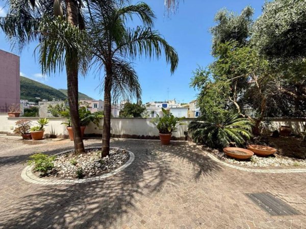 appartamento in vendita ad Ischia