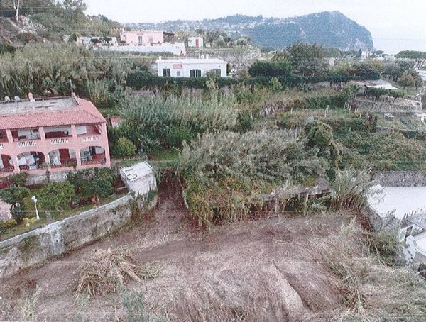 casa indipendente in vendita ad Ischia