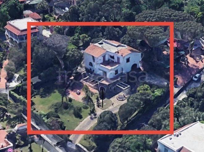 casa indipendente in vendita ad Ischia