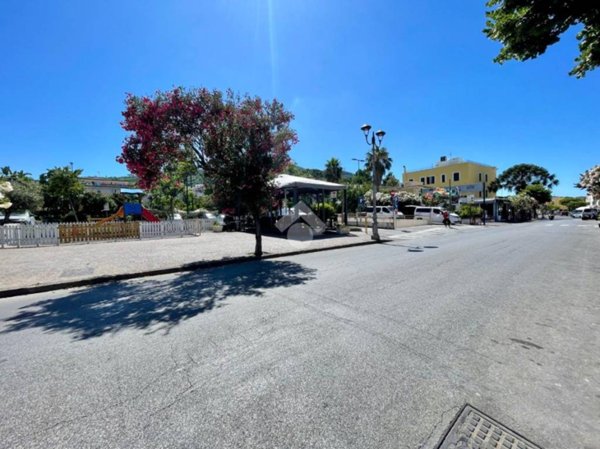 appartamento in vendita ad Ischia