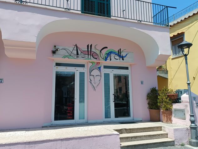 negozio in vendita ad Ischia