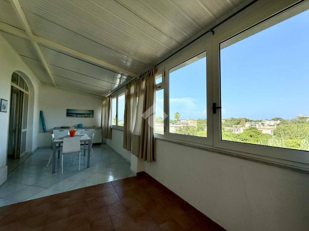 appartamento in vendita ad Ischia