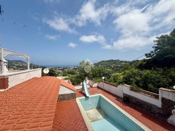 casa indipendente in vendita ad Ischia