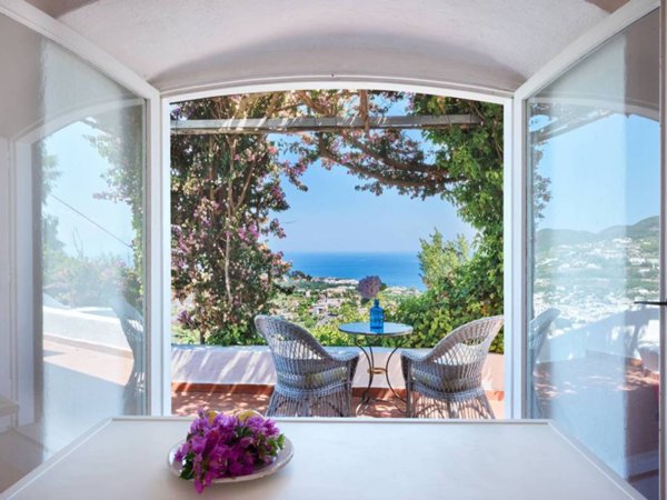 casa indipendente in vendita ad Ischia