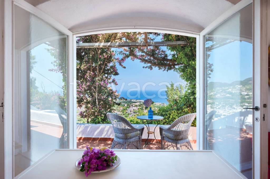 casa indipendente in vendita ad Ischia