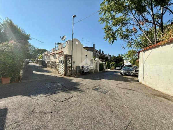 appartamento in vendita ad Ischia