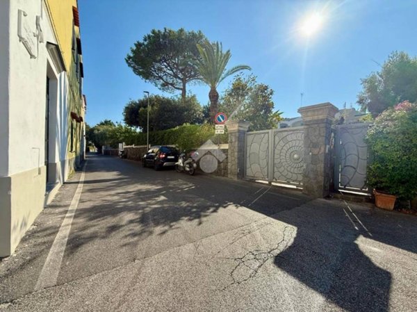 appartamento in vendita ad Ischia