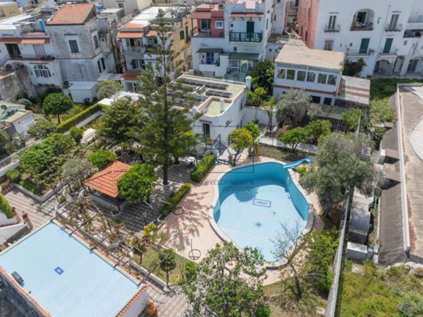 casa indipendente in vendita ad Ischia