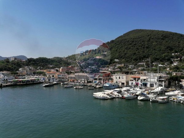 appartamento in vendita ad Ischia