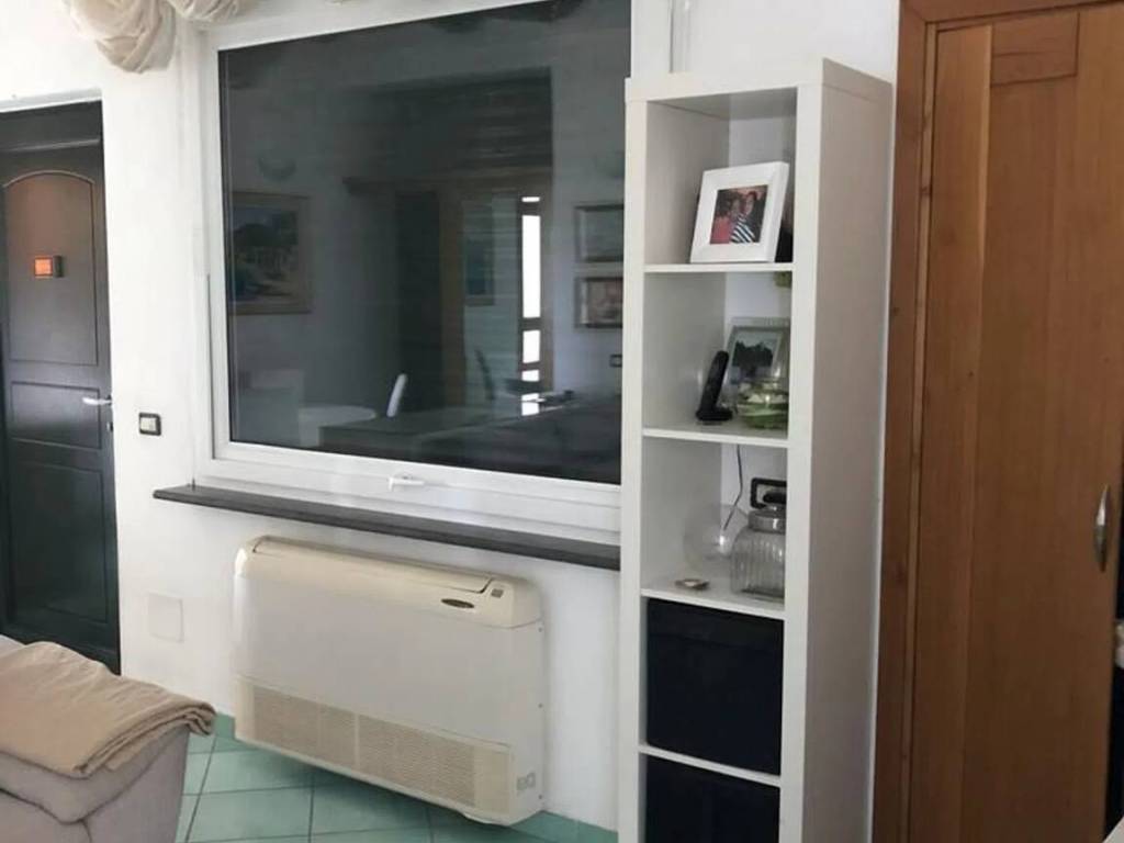 casa indipendente in vendita ad Ischia